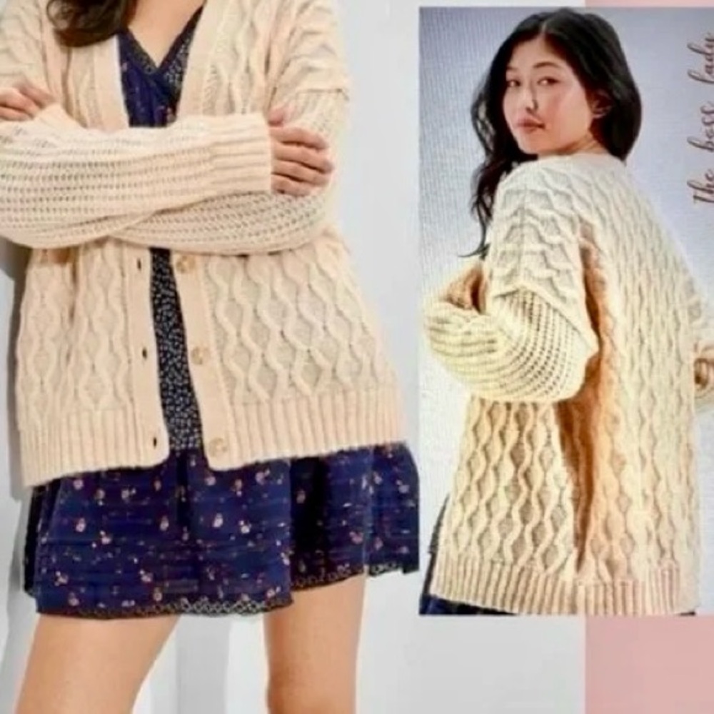 Vintage American Eagle Outfitters Cream Cable Knit Cardigan